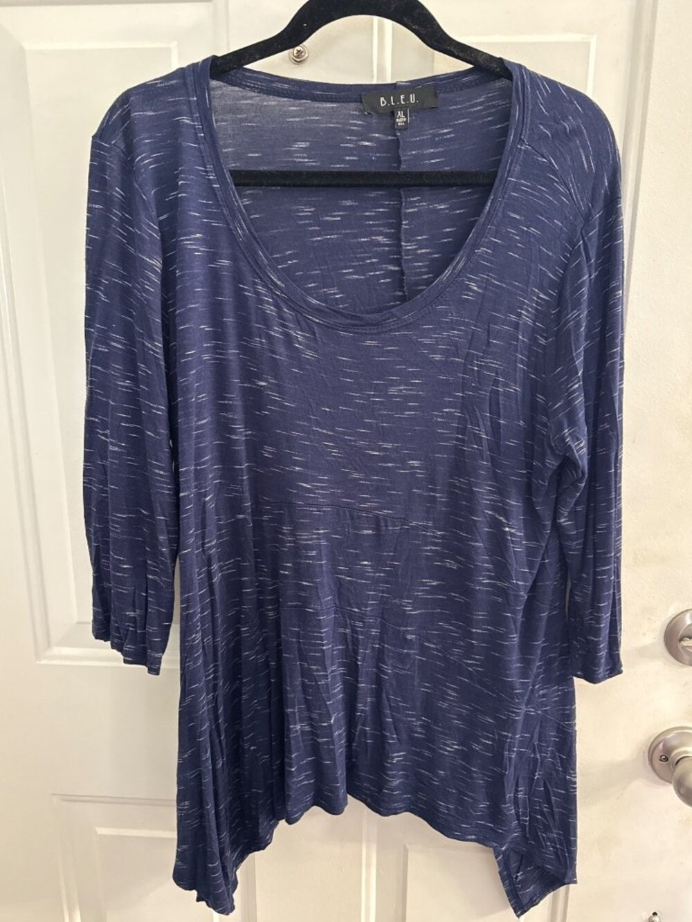 B.L.E.U. Womens XL Gray and white Heather Tunic Top 3/4 Sleeves Lightweight Rayo
